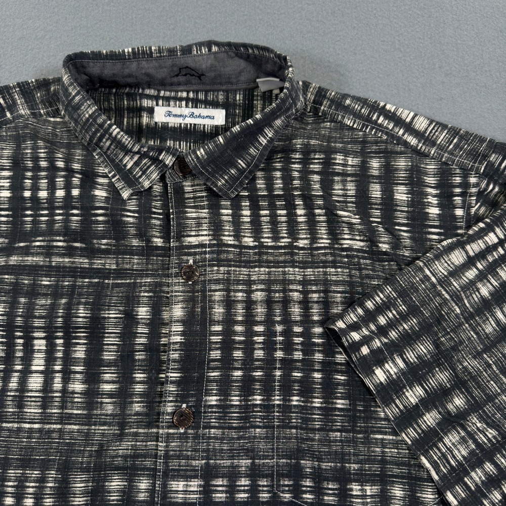 Tommy Bahama Mens Large Silk Short Sleeve Button Down Shirt Black White Abstract